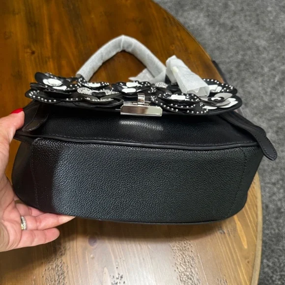 Michael Kors Cassie Floral Applique Black Leather Large Satchel Crossbody Bag - Picture 4 of 10